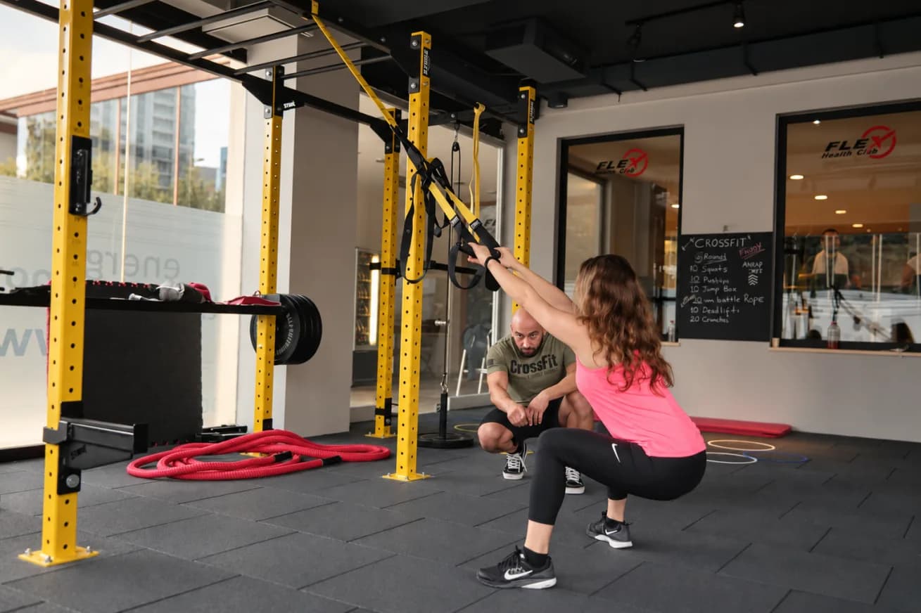 FLEX Health Club'da personal training antrenmanı