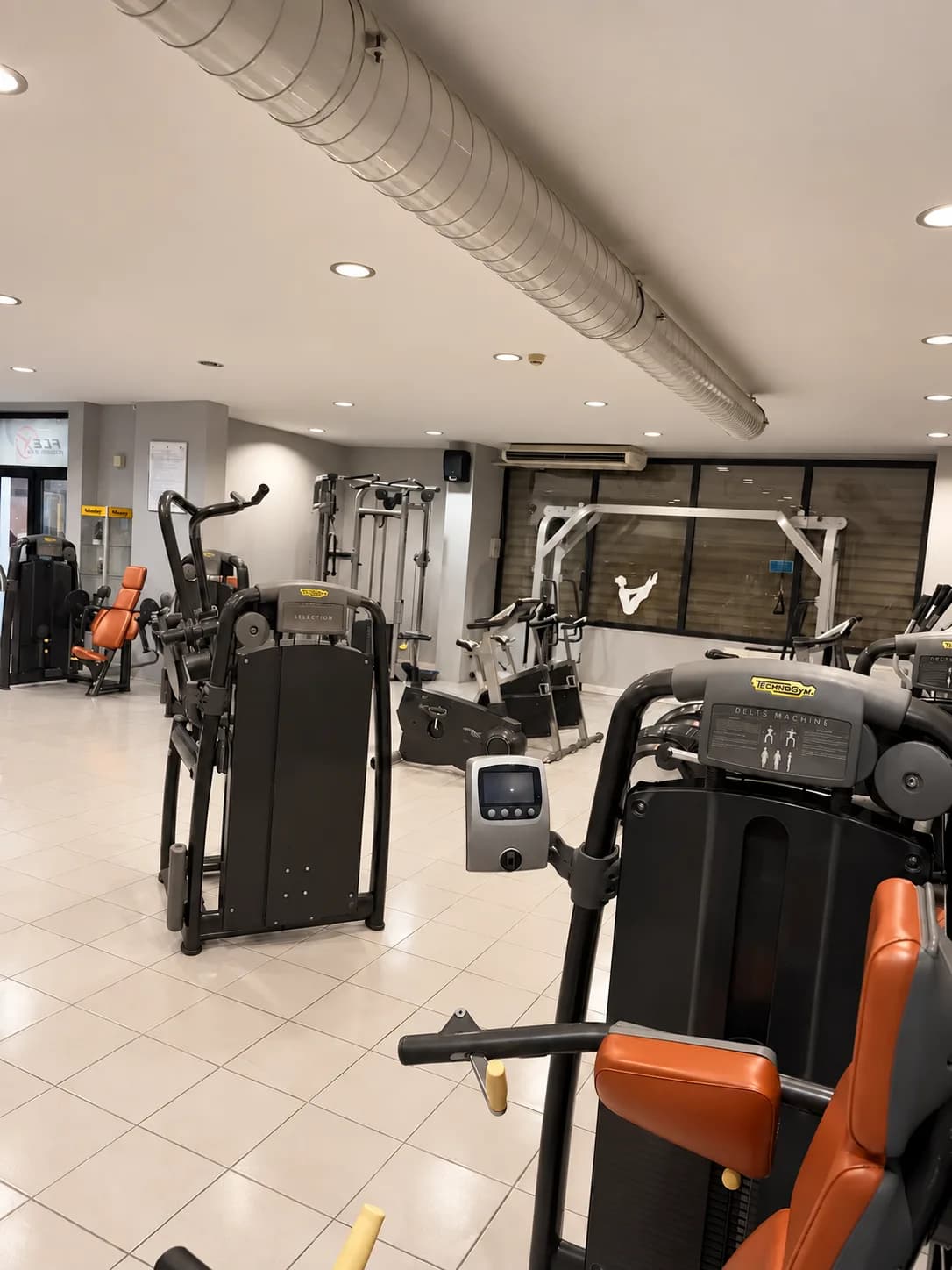 FLEX fitness makine alanı